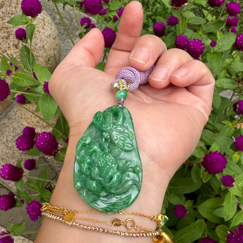 Certified natural grade A Myanmar full green jadeite necklace